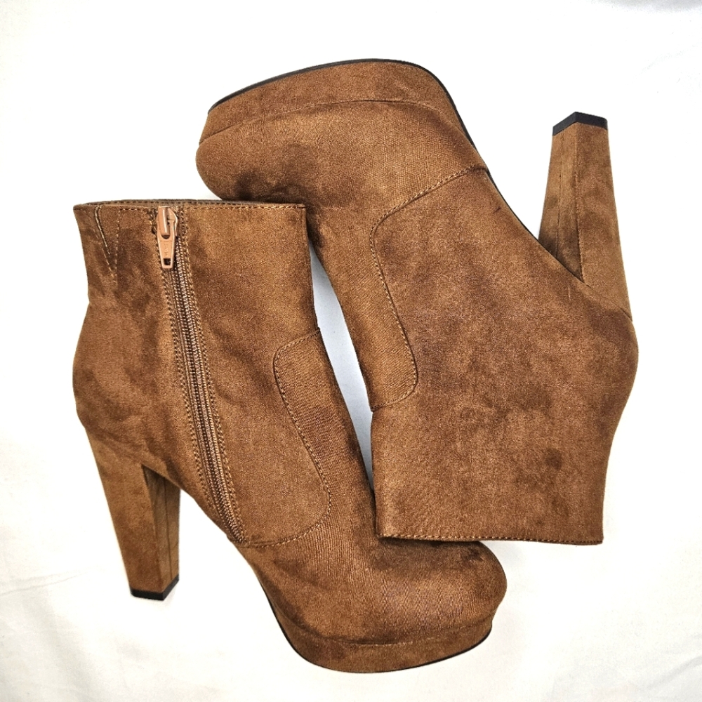 Mossimo Julianna High Heel Ankle Booties 8 NWT
